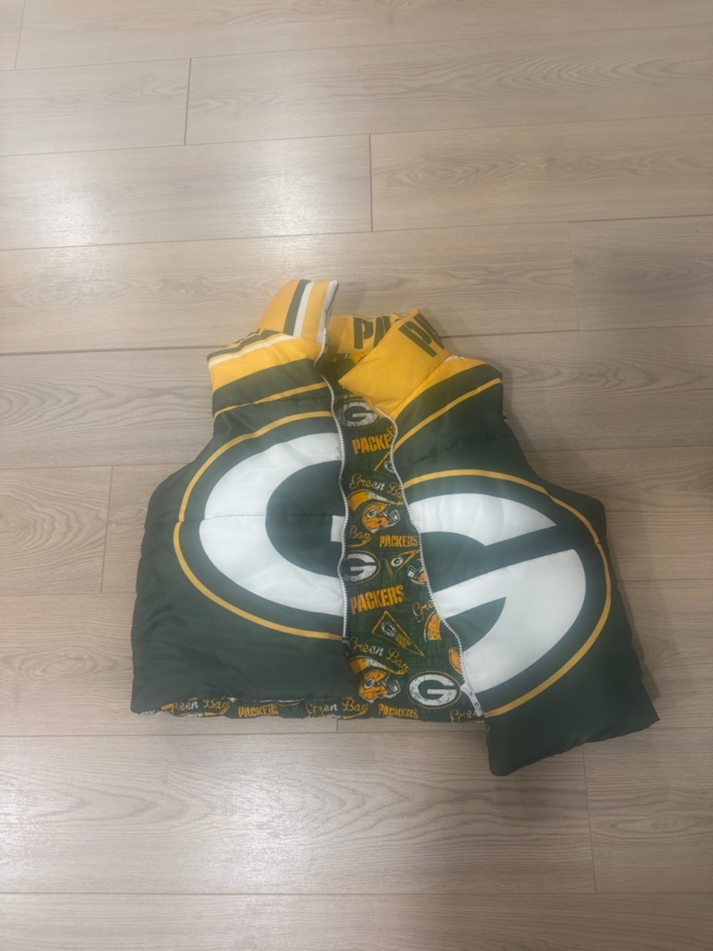 Women's Puffer Vest - Green & Yellow
